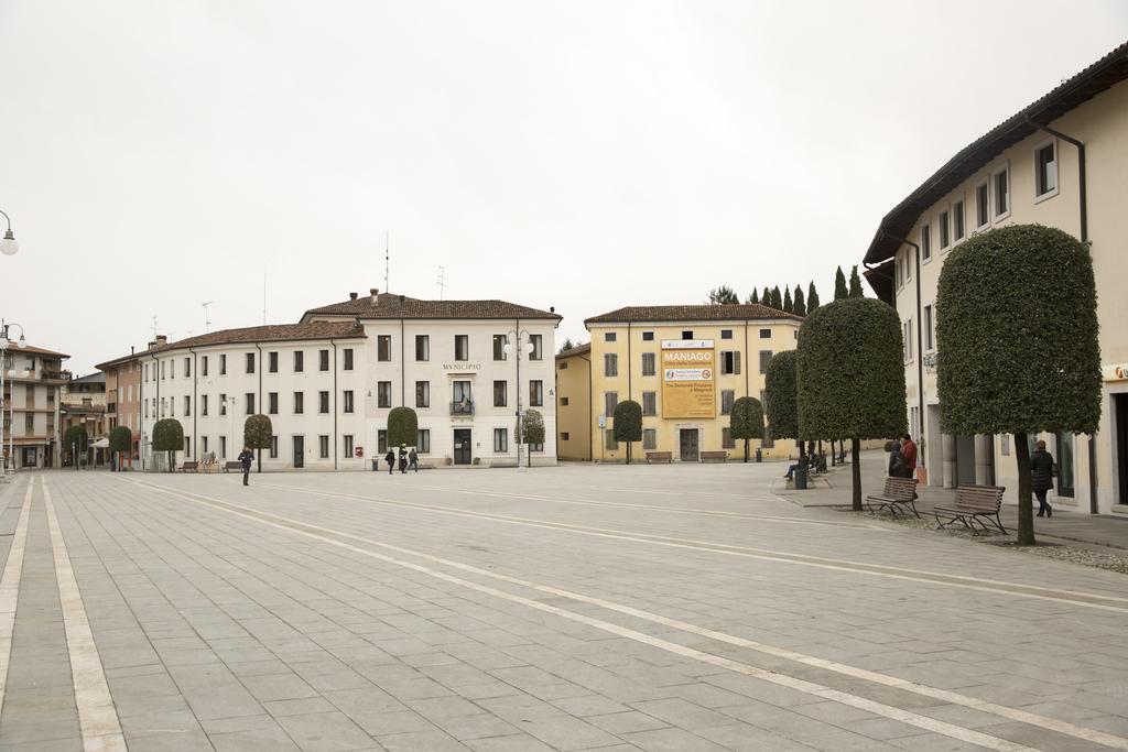 Albergo Montenegro Maniago Eksteriør bilde